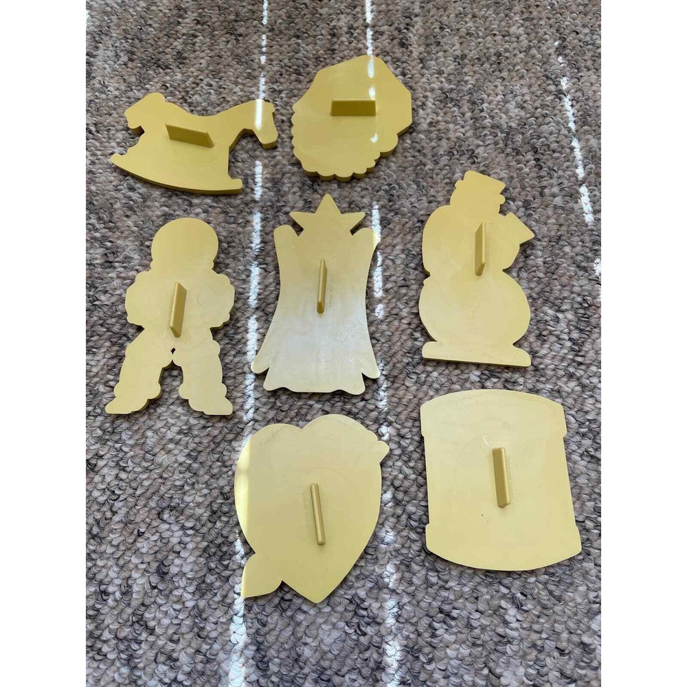 VINTAGE STANLEY HOME PRODUCTS‎ COOKIE CUTTER SET 7 XMAS SANTA ASTRONAUT DRUM - Picture 10 of 11